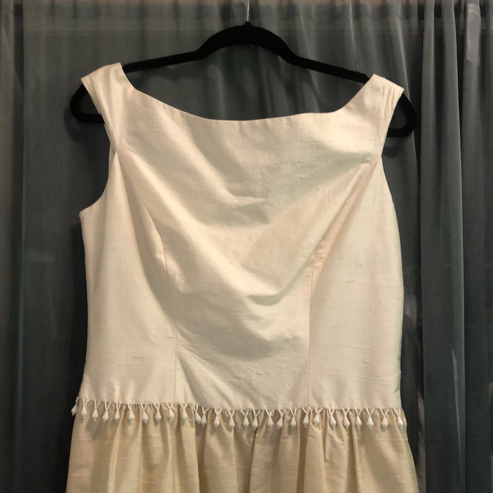 Ivory and bash silk dress - Picture 2 of 2